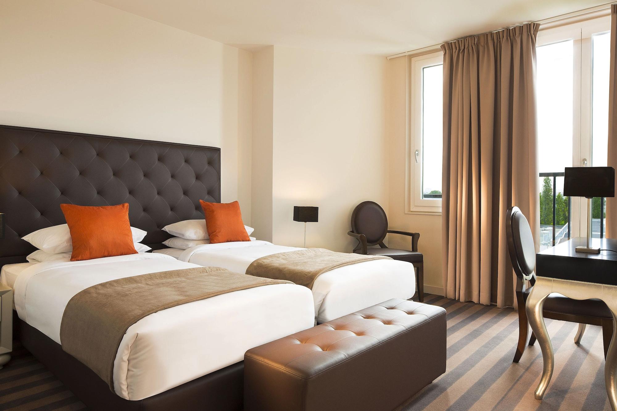 Executive Hotel Paris Gennevilliers Exteriör bild